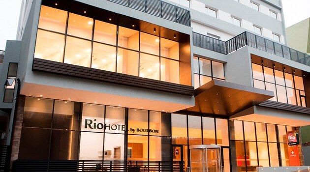 Fachada do Rio Hotel by Bourbon
